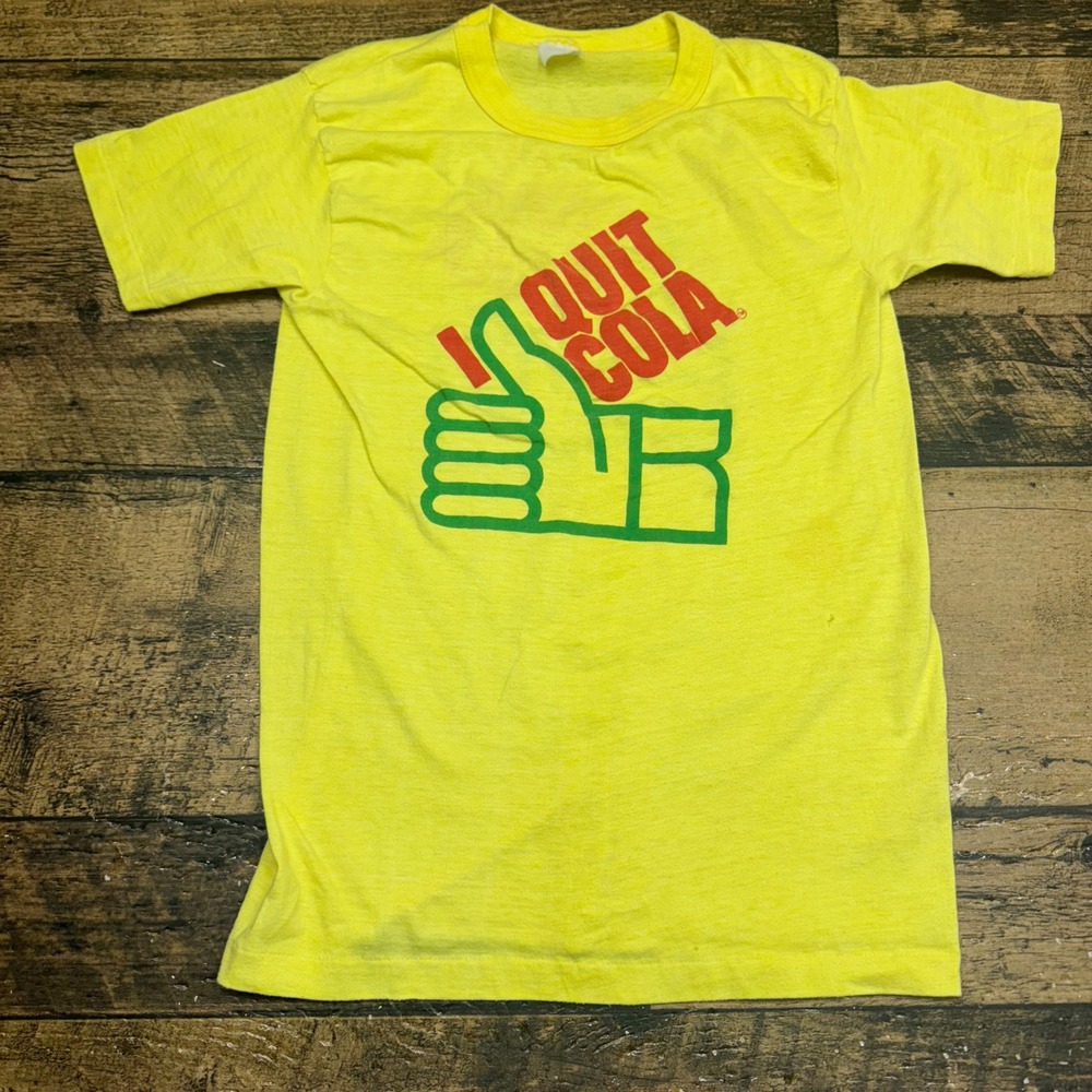 Vintage I Quit Cola Graphic‎ T Shirt Yellow Thumbs Up Retro Tee